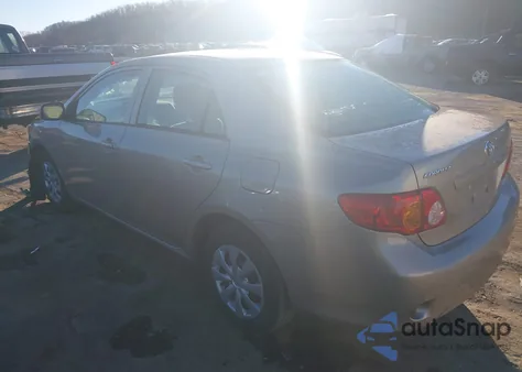 2010 Toyota Corolla Le z USA, uszkodzony, nr VIN 2T1BU4EE2AC525982